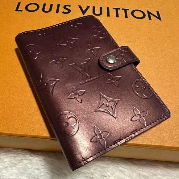 💫 Louis Vuitton RARE Matte Vernis Violet/Purple Leather PM Agenda!! - Picture 4 of 16